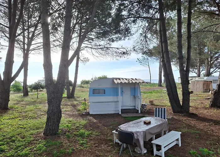 Caravane Janis On The Beach